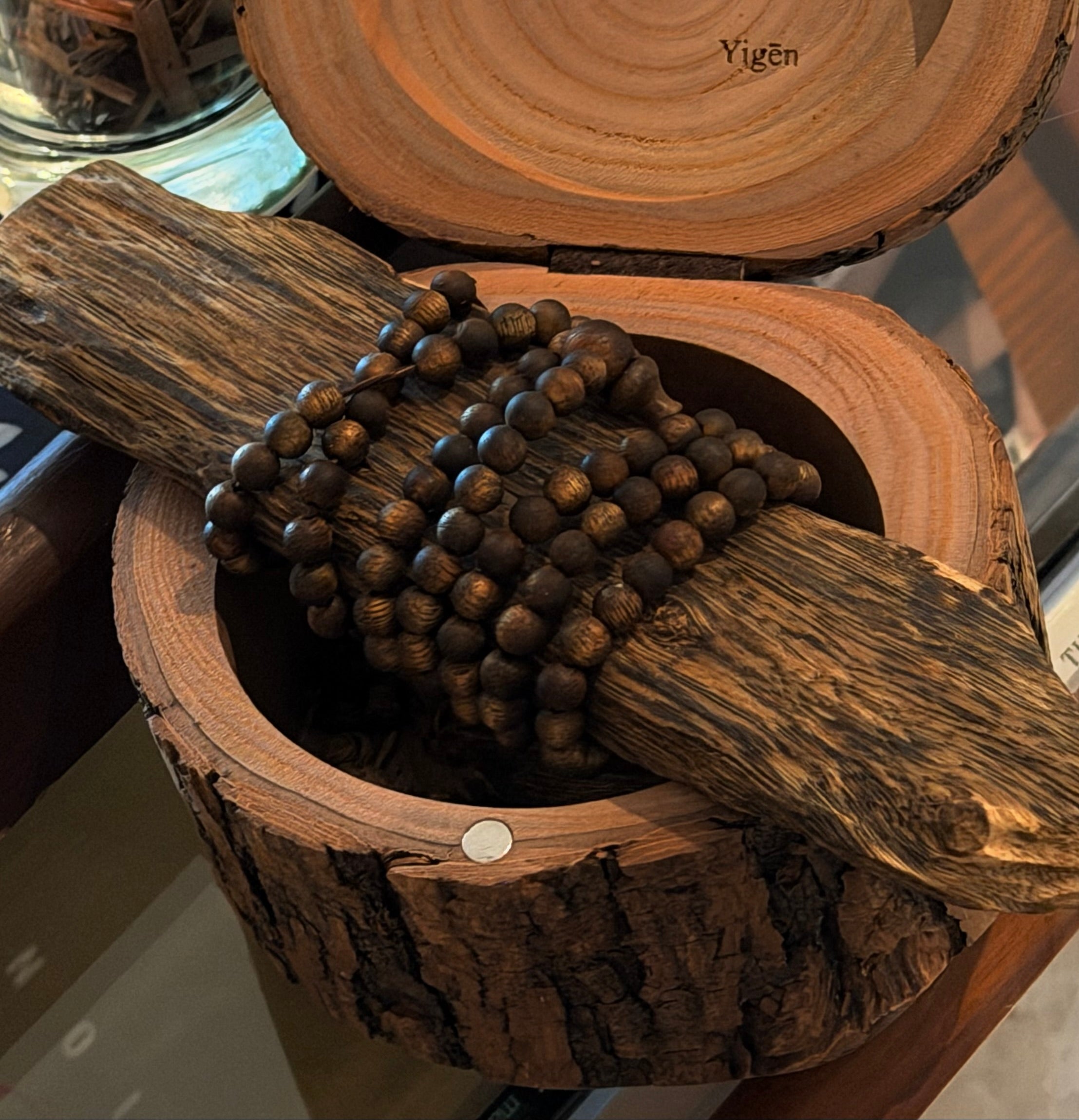 Hainan Oud · Grain