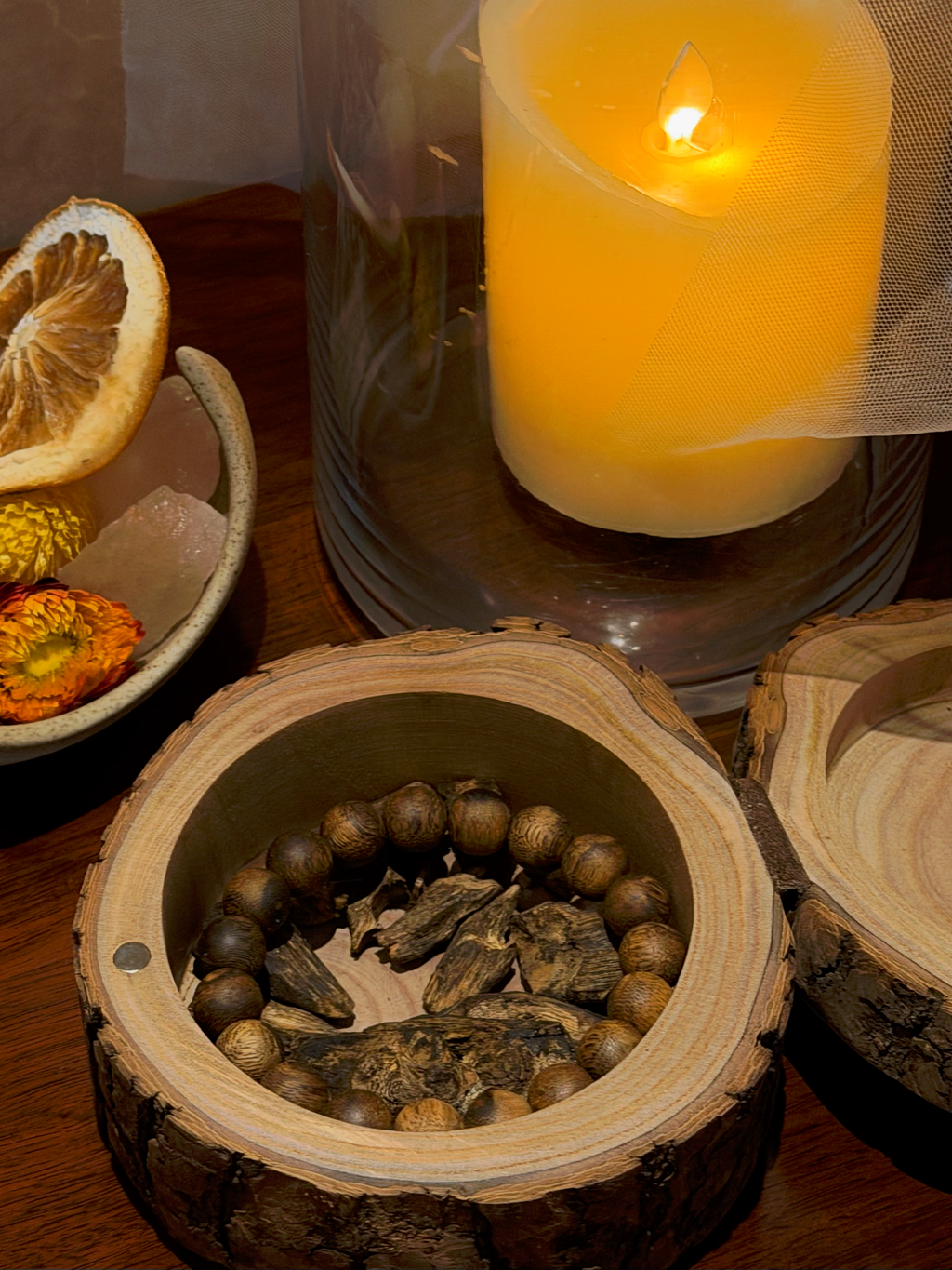 Hainan Oud · Dew