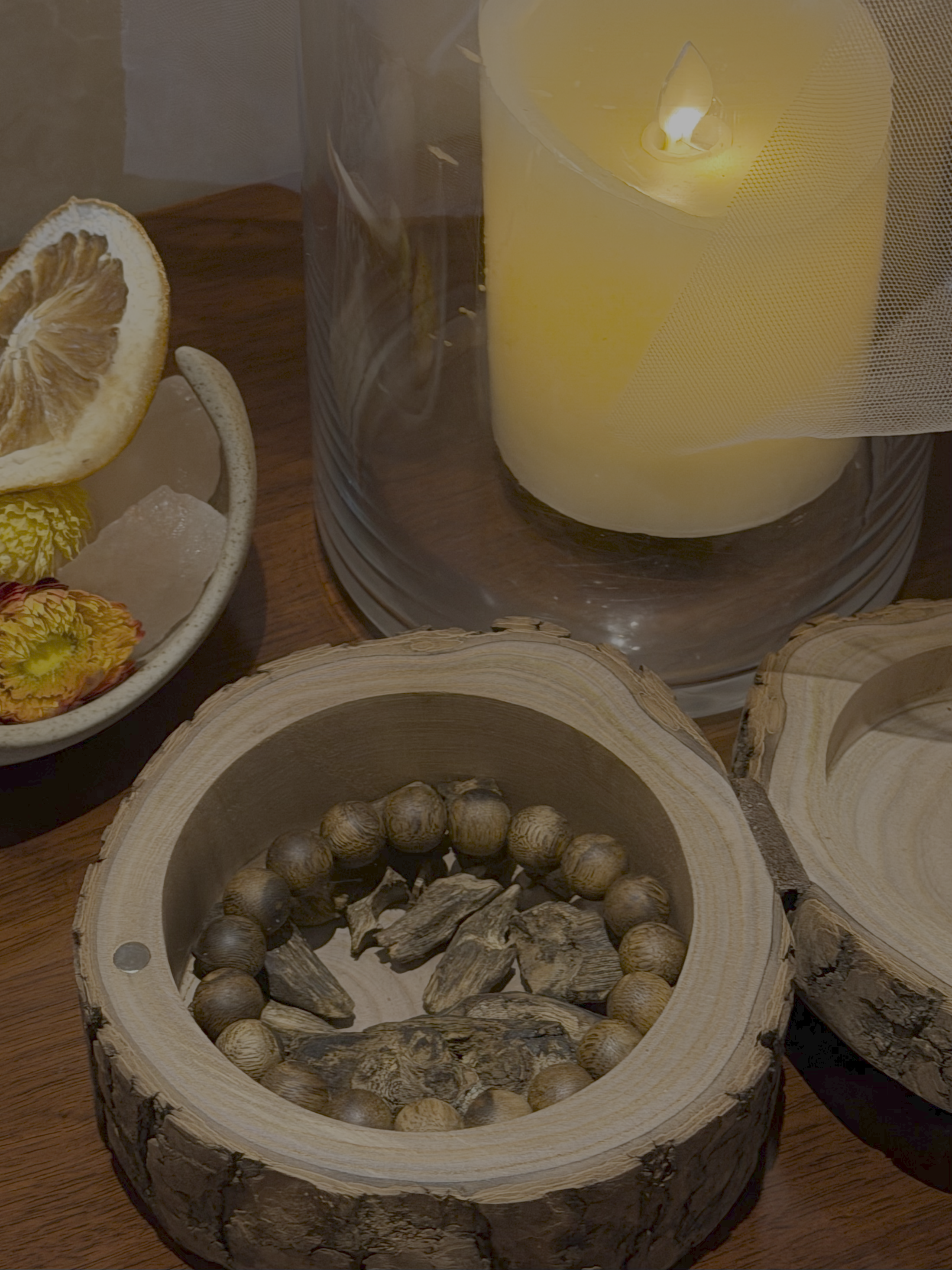 Hainan Oud · Dew