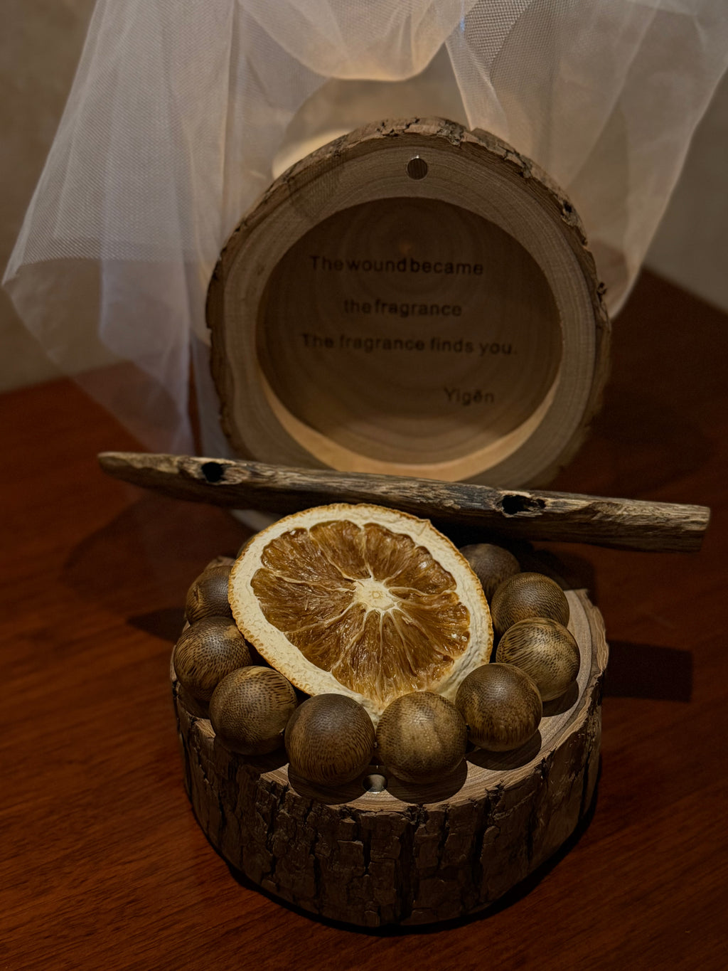 Hainan Oud · Marrow